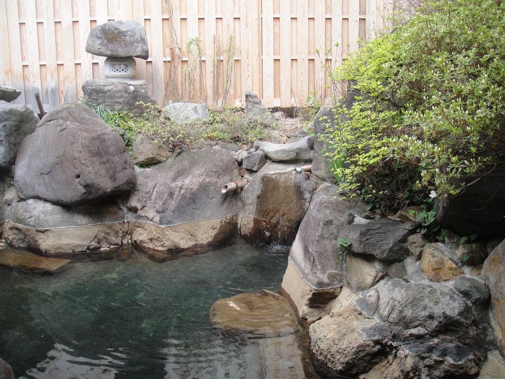 Jinpyokaku Hotell Yamanouchi  Exteriör bild