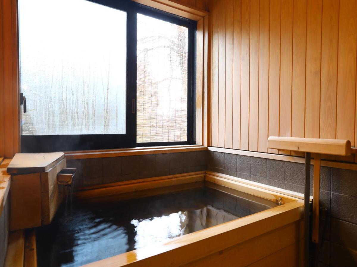 Jinpyokaku Hotell Yamanouchi  Exteriör bild