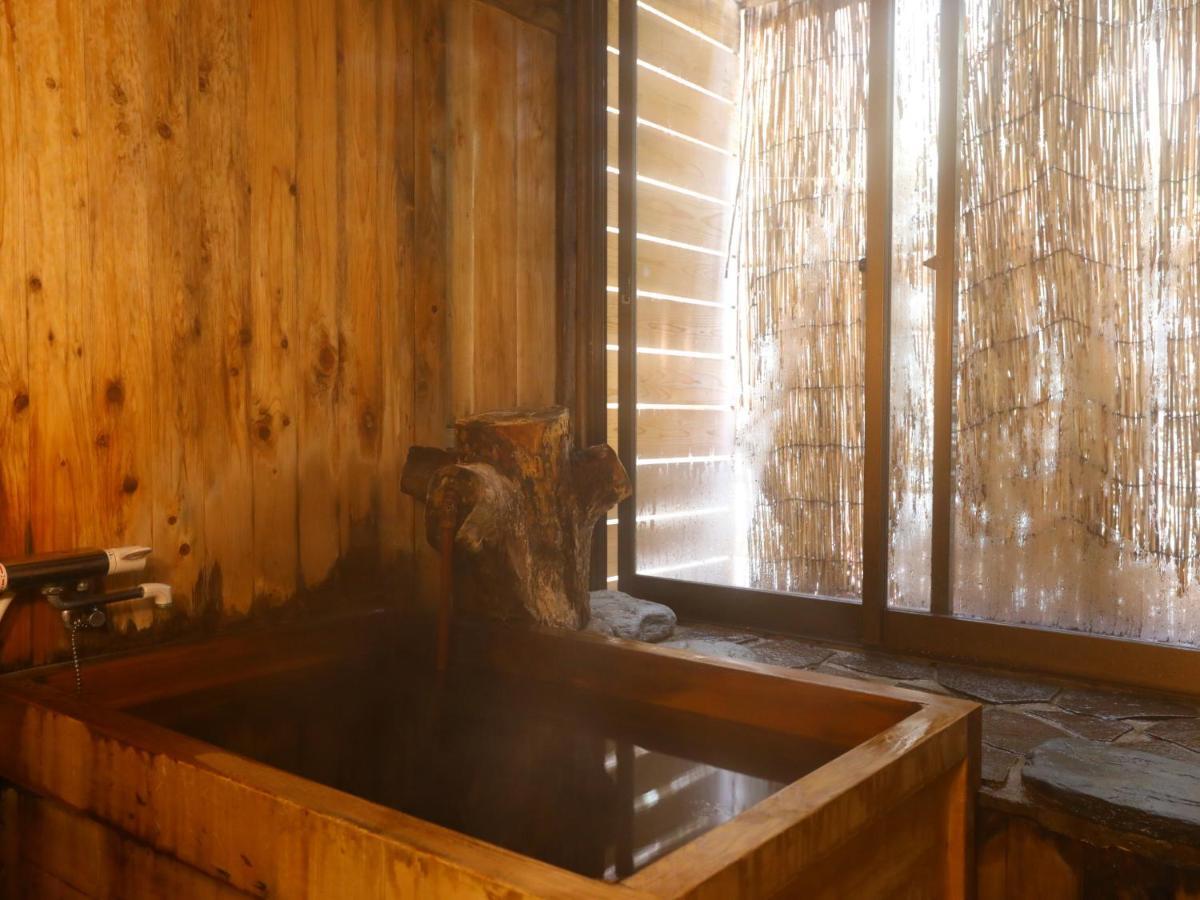 Jinpyokaku Hotell Yamanouchi  Exteriör bild